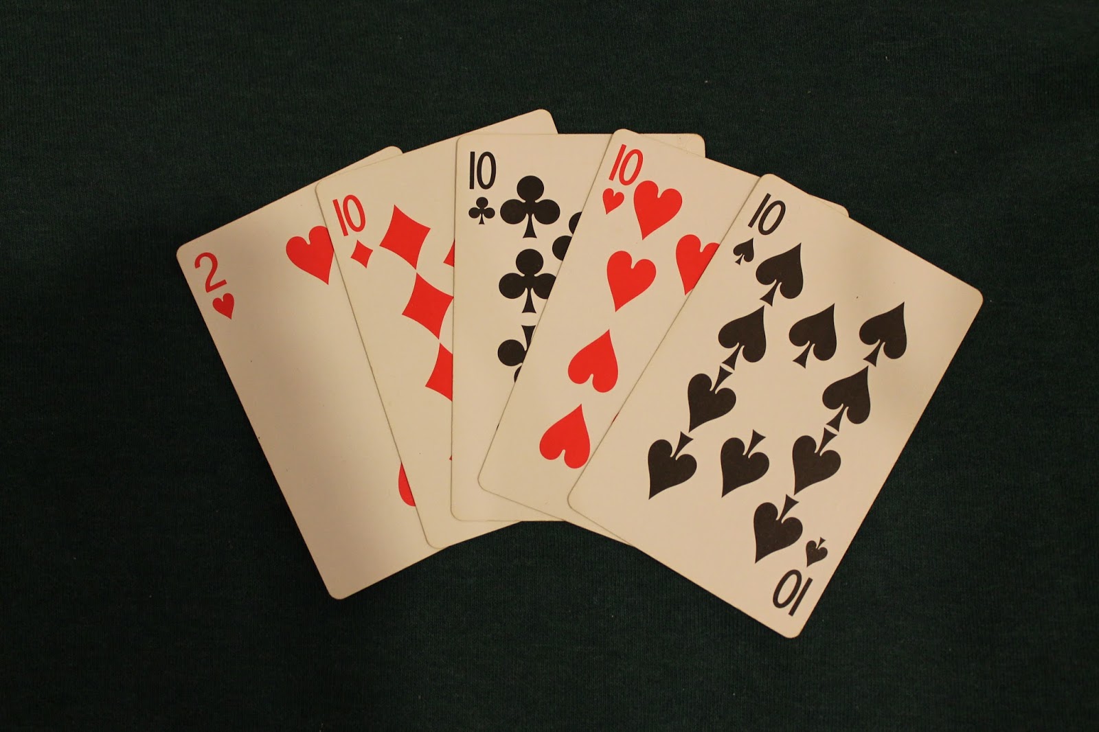 Три карты в покере