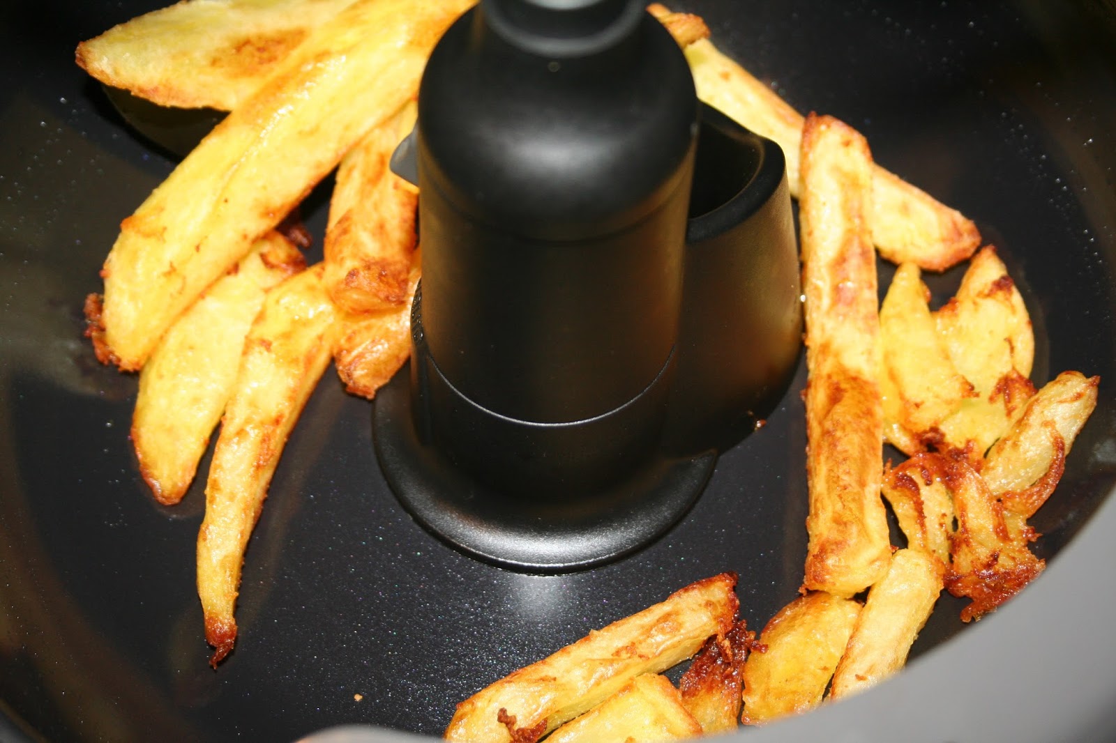 volkerkocht Pommes aus der Heißluftfritteuse