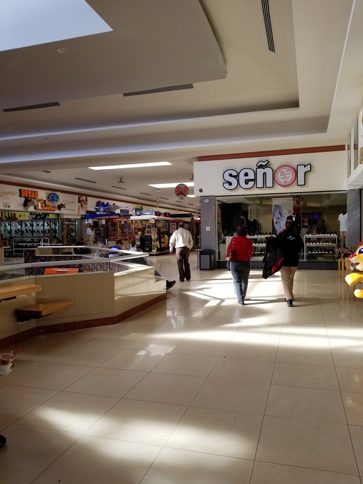 The Louisiana and Texas Retail Blogspot Rio Grande Mall Cd. Juarez Mexico