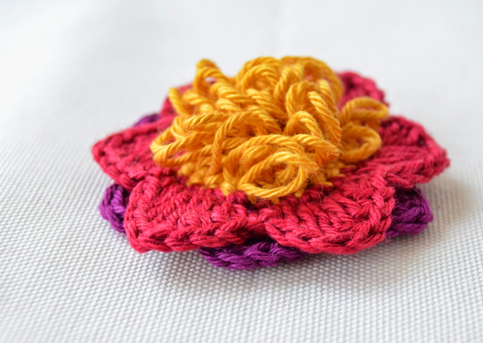 Ravelry: Small Flower Applique pattern by Crochet 'n' Create