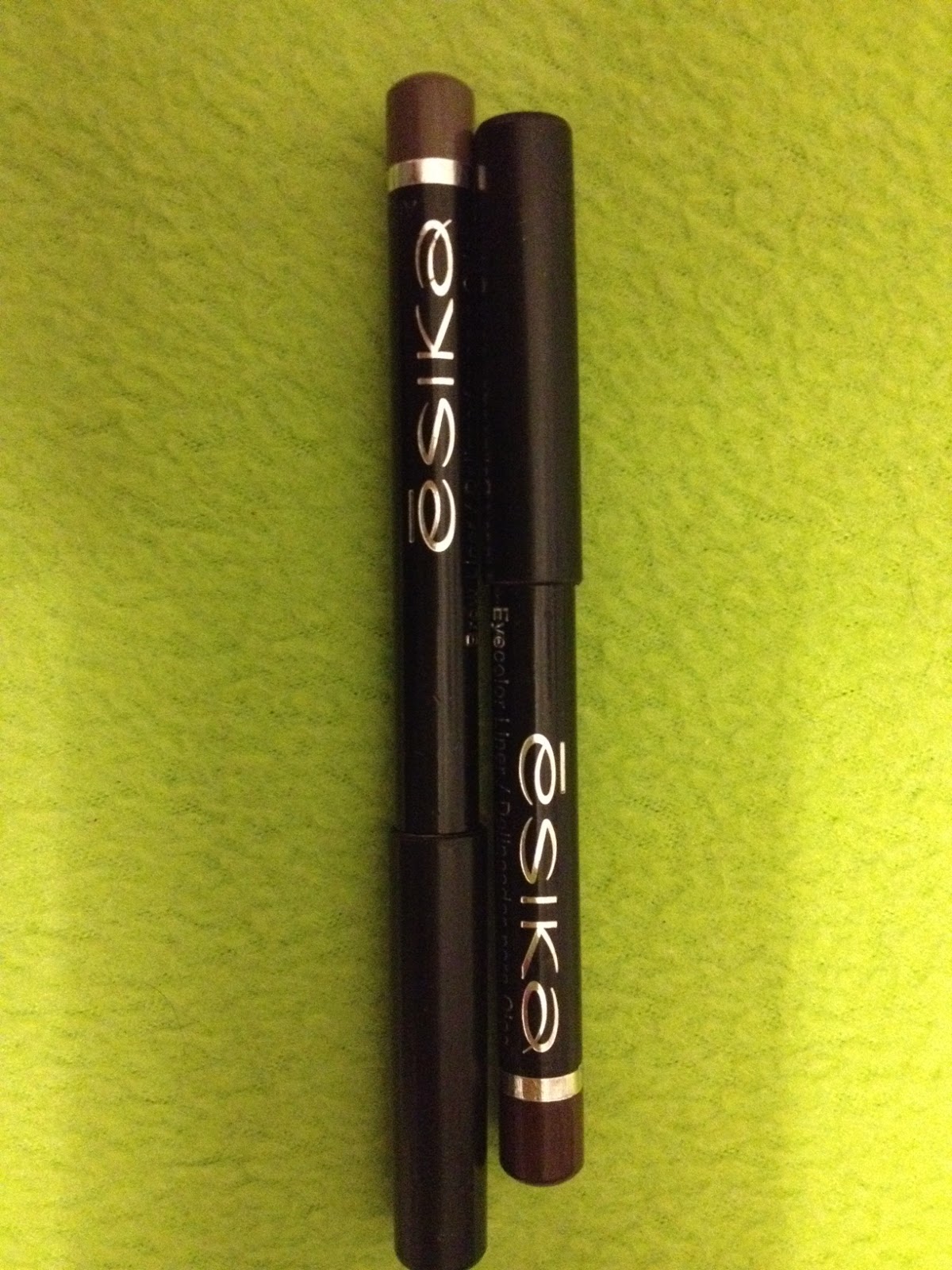 our beauty bag Review Delineadores de ojos y cejas de