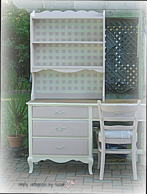 BEFORE & AFTER DESK - ASCP ANTOINETTE & OLD WHITE