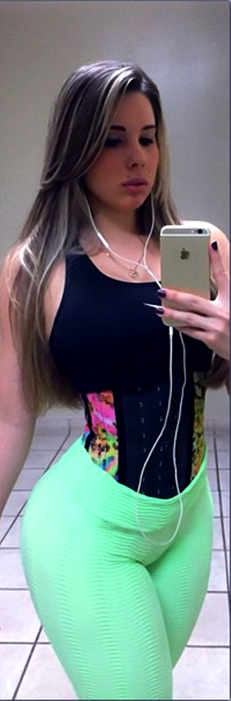 MUJERONES ESPECTACULARES: KATHY FERREIRO