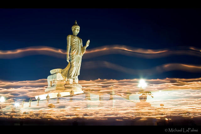 Thai Candle Procession around Standing Buddha at Phuthamonton  © Michael LaPalme 