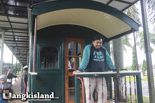 menang senyum