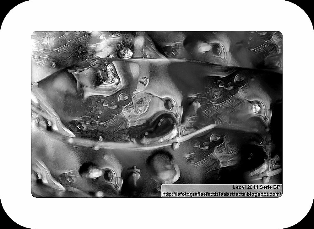 Foto Abstracta 3167 Mis sueños duermen dentro de una lágrima - My dreams are sleeping inside a tear Foto Abstracta 3167 Mis sueños duermen dentro de una lágrima - My dreams are sleeping inside a tear