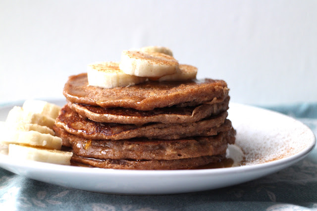 Vegan Banana and Cinnamon Pancakes 
