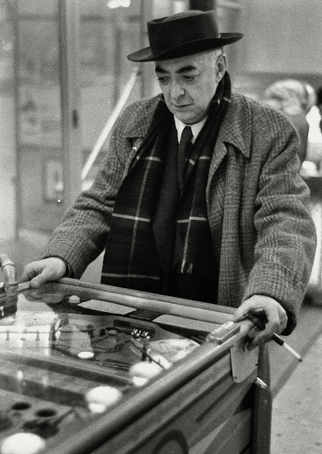 Willy+Ronis++Brassai%CC%88+playing+pinball