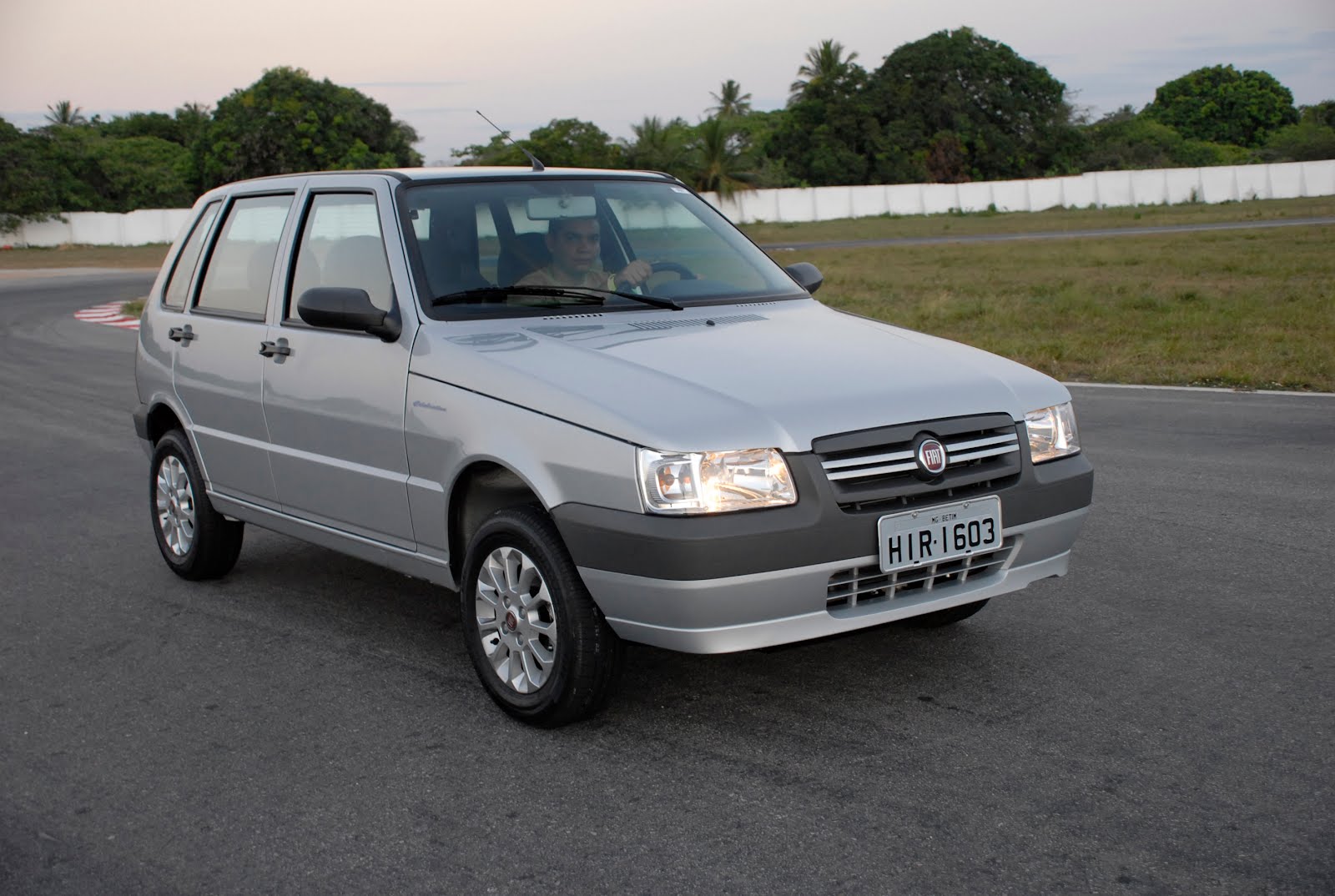 curionoticia 5 CARROS DA FIAT QUE VÃO SAIR DE LINHA