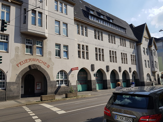 FIRE STATION on Düsseldorf.