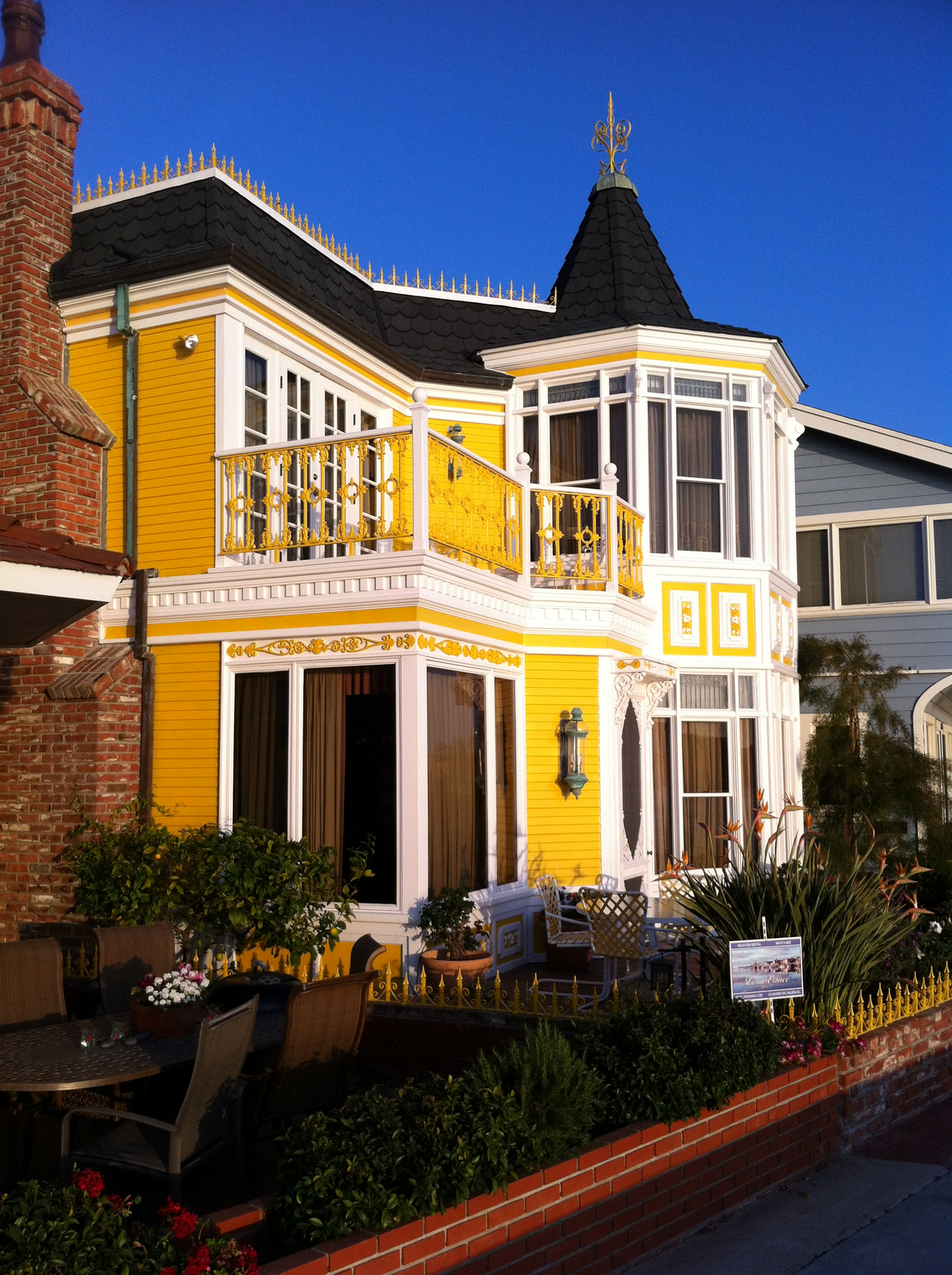 DecaPorter Imagination Home 123 Balboa Island Trend Spotting