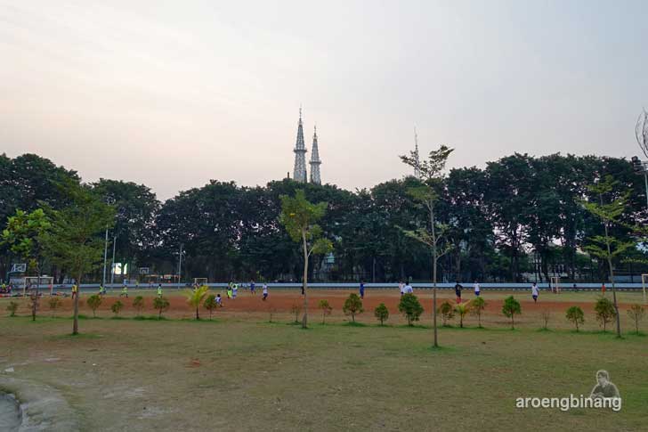 monumen pembebasan irian barat