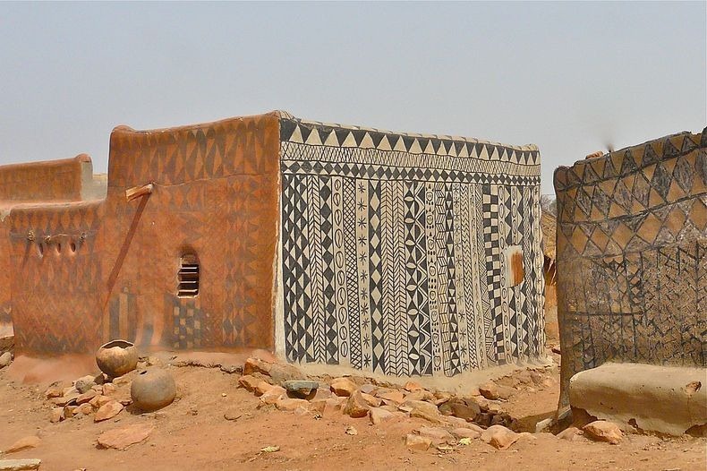 http://www.amusingplanet.com/2013/01/decorated-mud-houses-of-tiebele-burkina.html