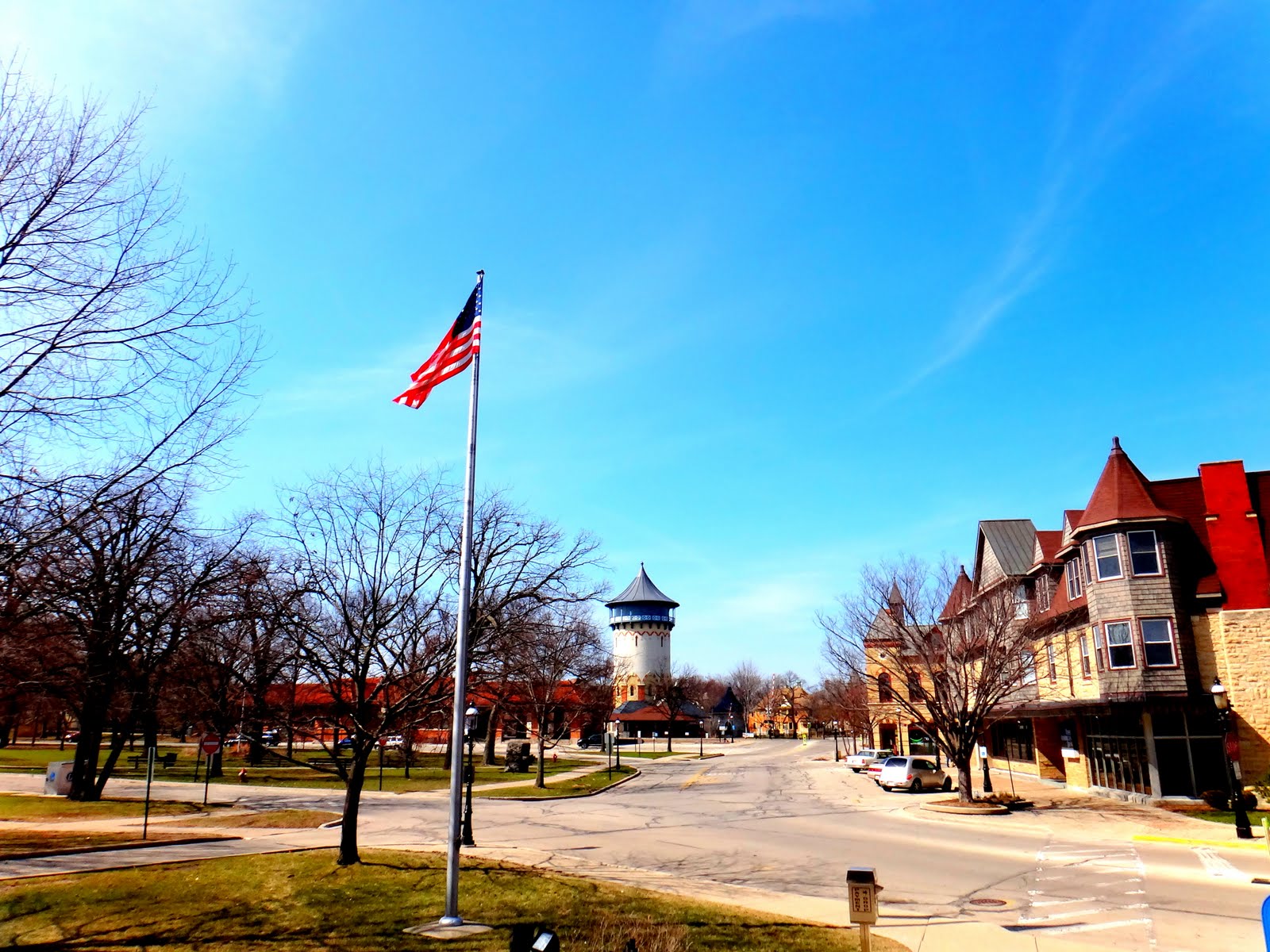 A Tour Of Downtown Riverside Illinois