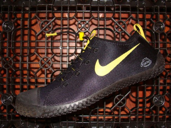 Extream Fashion: Nike Water Shoes