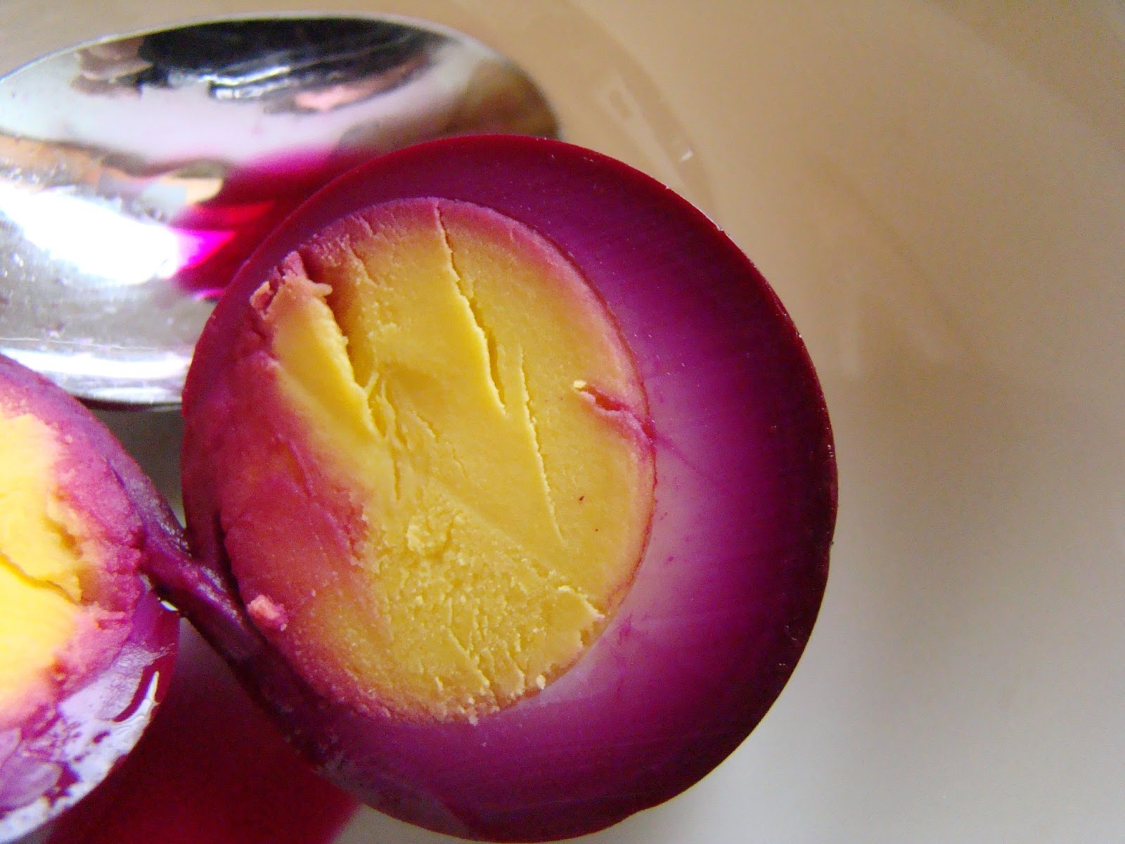 knackful knitter More NoKnead Bread.......and Pickled Eggs