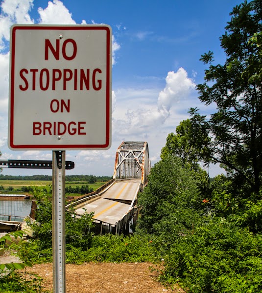 Mark D. McCoy Photography Ledbetter Bridge Progression of Collapse