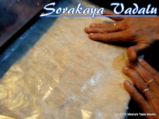 Sorakaya Vadalu - Grease plastic sheet