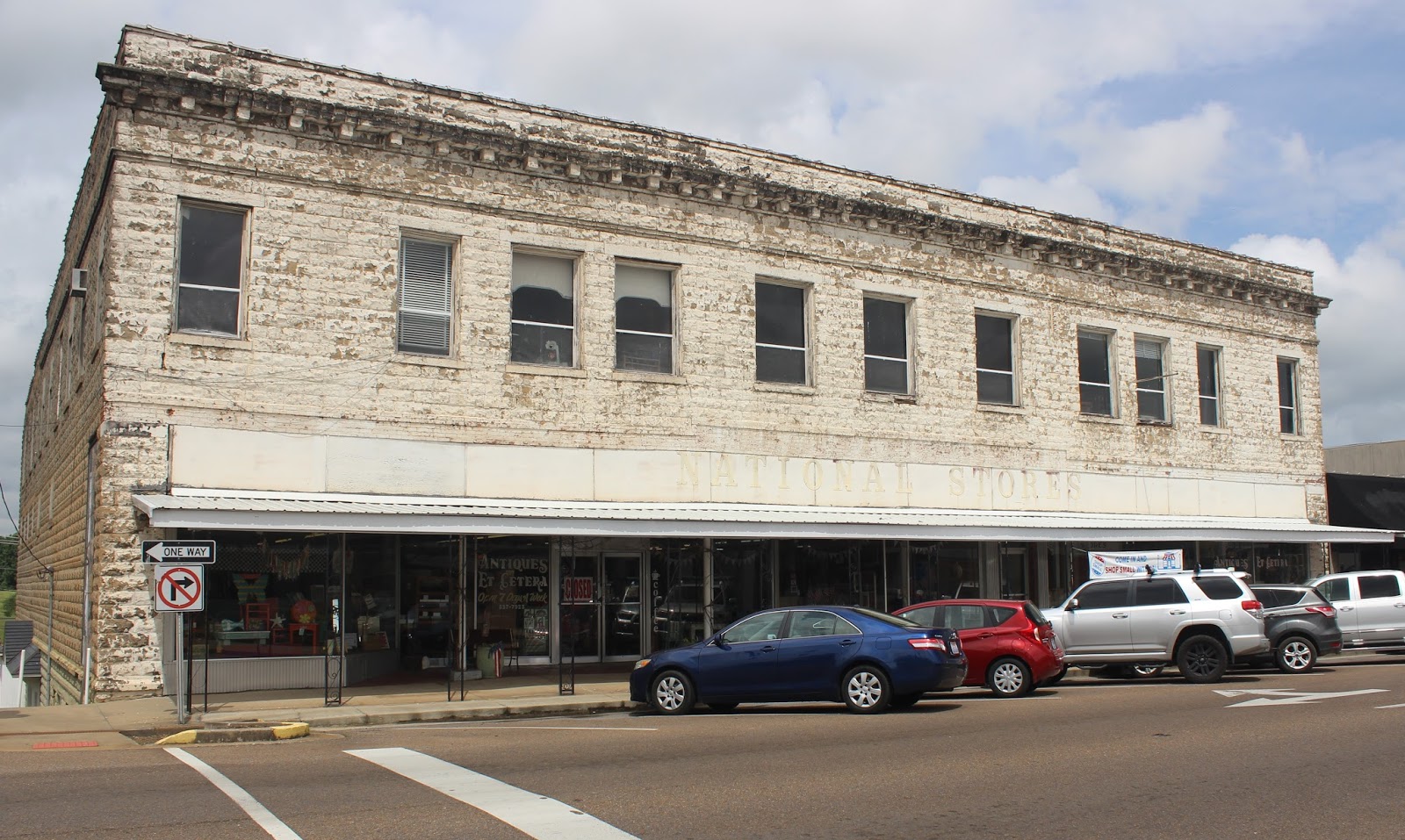 Snug Harbor Bay The Historic Benton Hotel