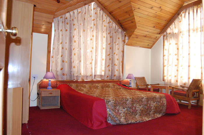 Kullu Manali Hotel Packages: Manali Luxury Hotel Packages Rs 13500/- to