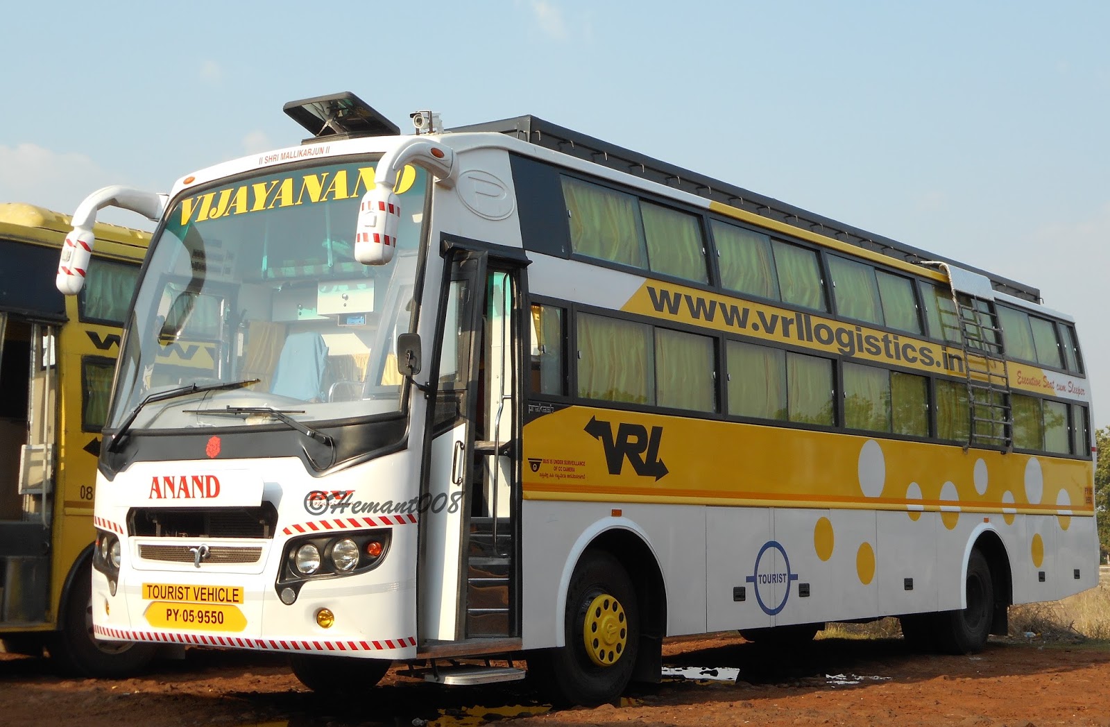 Hemant AutoclickZ VRL 2+1 Executive Sleeper Seater