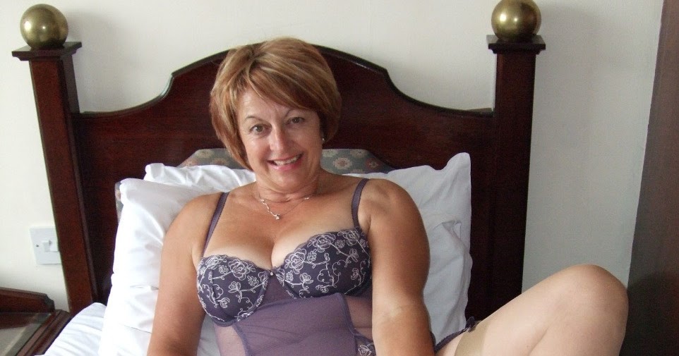 angie dating naked