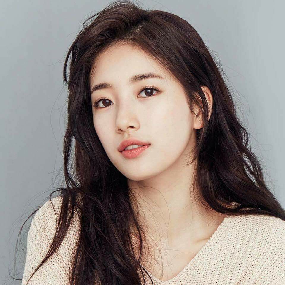 Suzy Bae Pictures For August 23, 2017