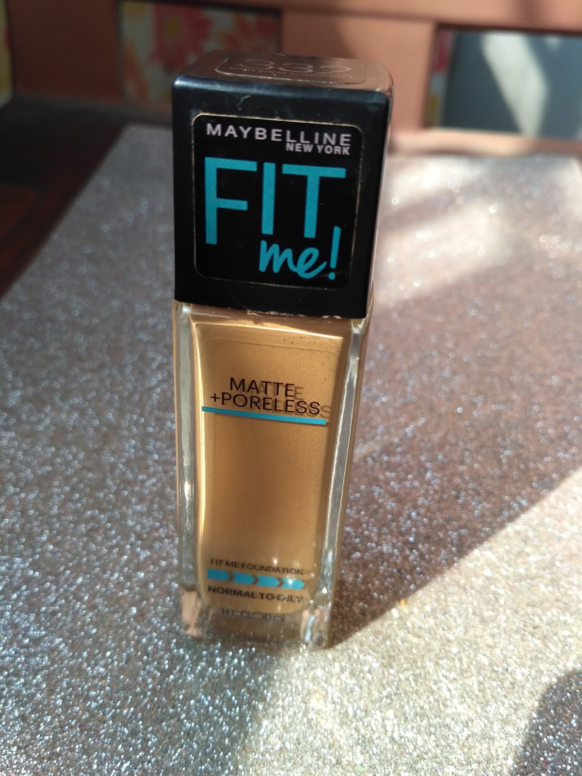 Maybelline Fit Me Foundation Shade 332 Review Maybelline Fit me Matte + Poreless Foundation in the shade 332(Golden