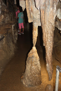 Column Cave Formation Cave Formations, Column, Ruby Falls