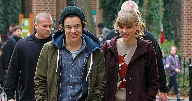 taylor swift fox sweater