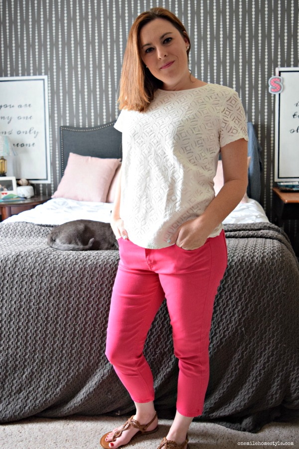 Stitch Fix Review July 2018 - White Crochet Detail Top and Pink Capris