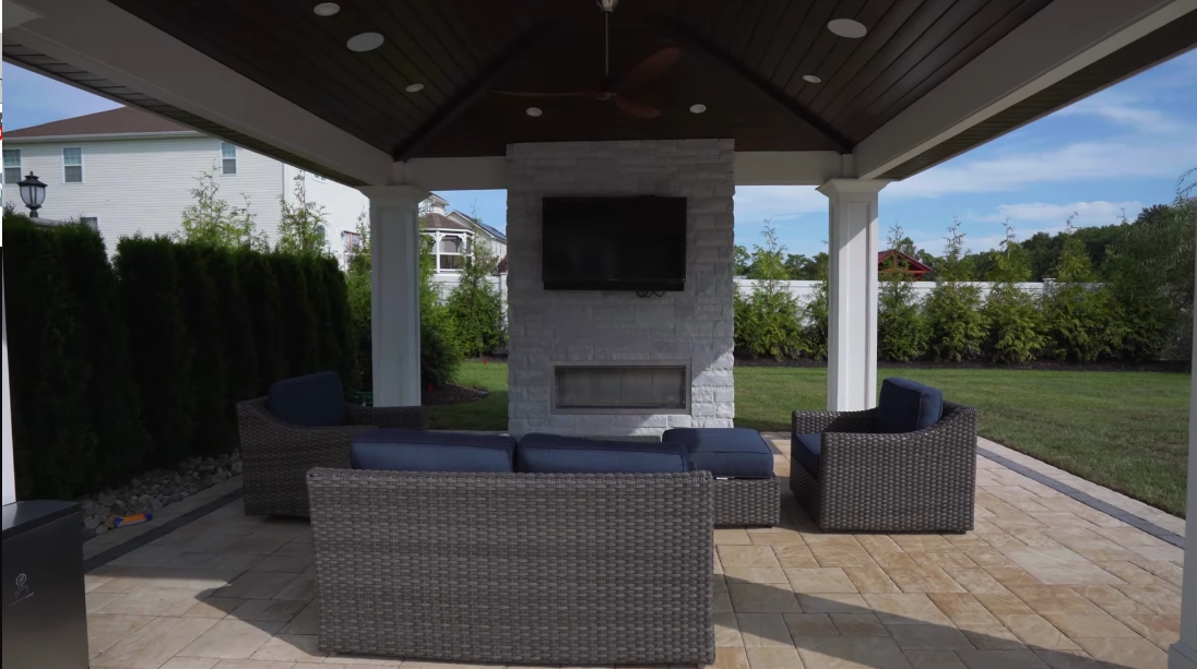 30 Photos vs. 123 Church Ln, East Brunswick, NJ Interior Design Luxury Home Tour