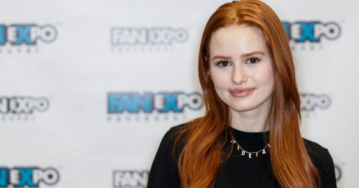 Madelaine Petsch At Fan Expo Vancouver 03/03/2019 - Hollywood