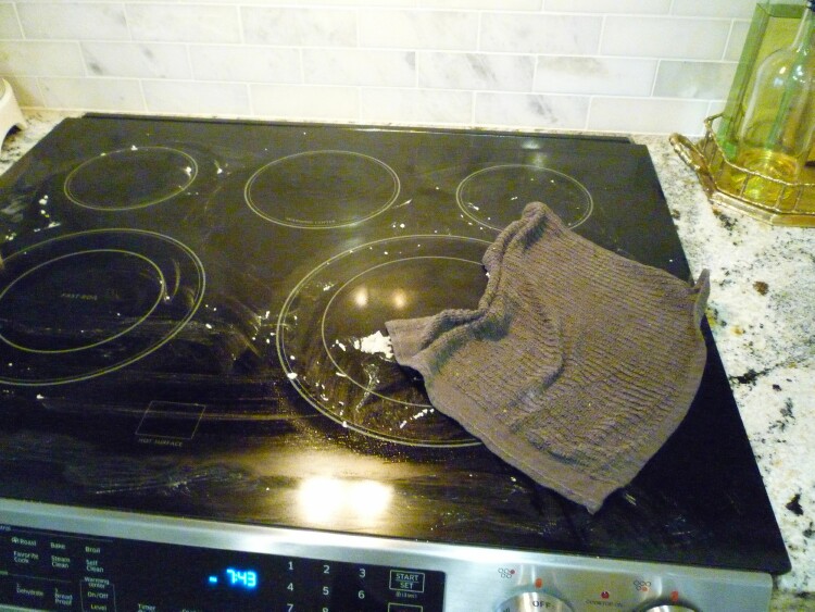 Easiest Way To Get Your Glass Top Range Really Clean A Stroll Thru Life