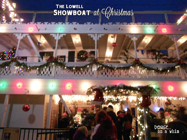 The Lowell Showboat at Christmas via http://deniseonawhim.blogspot.com