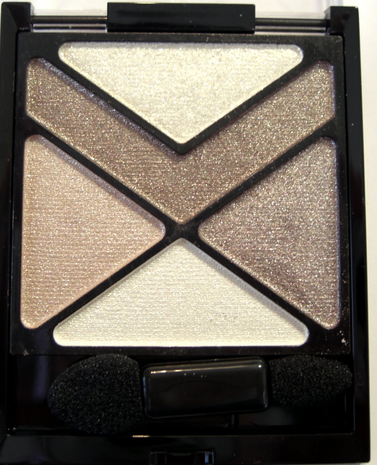 glitter obsession Maybelline EyeStudio Color Explosion Caffeine Rush