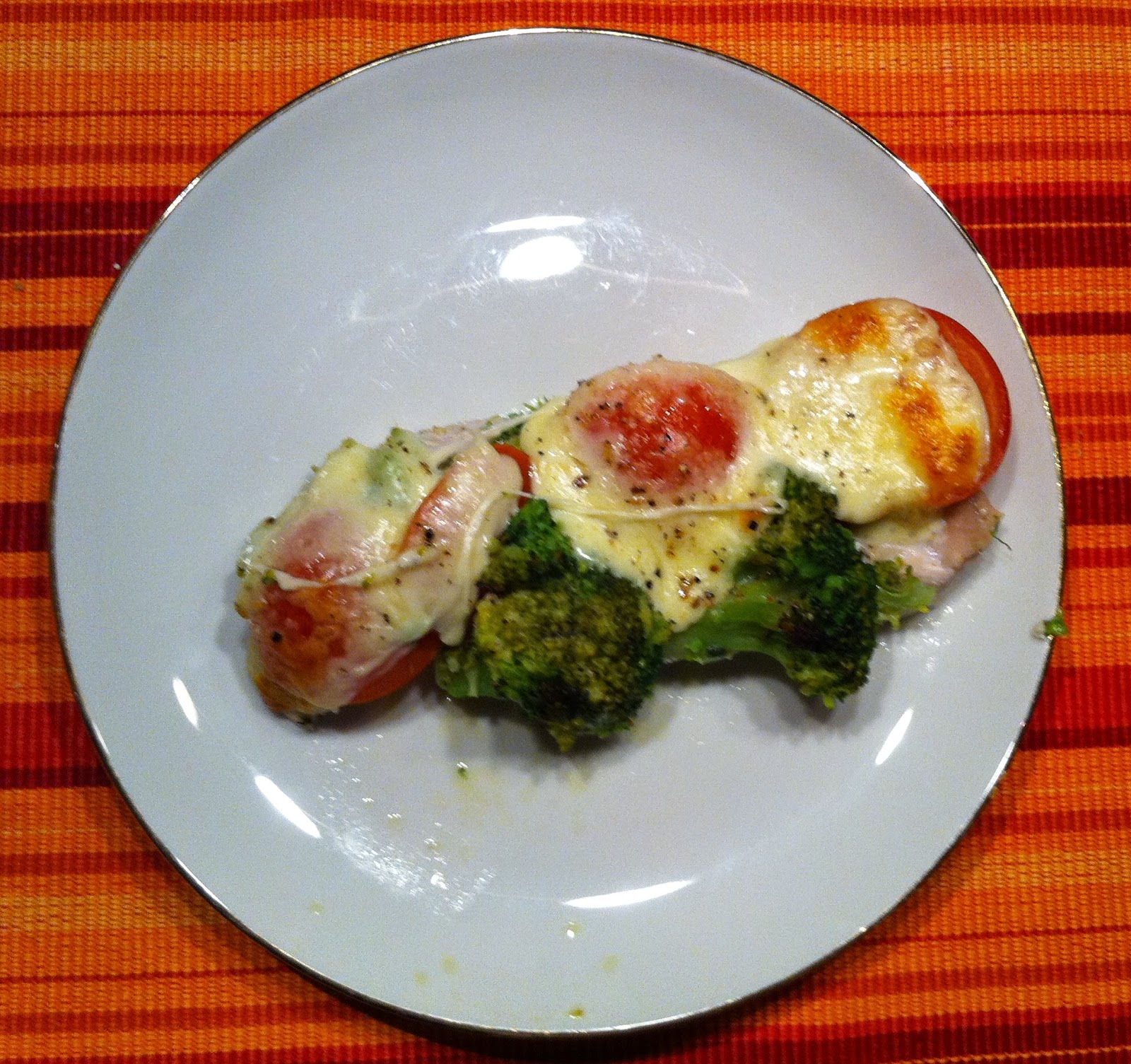 Marlis + Peters Küchenwelt: Putenschnitzel mit Brokkoli, Tomaten und ...