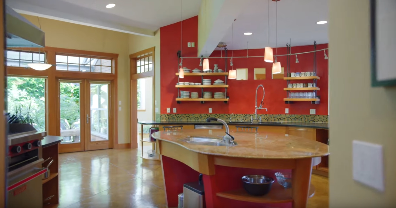 15 Photos vs. 724 14th Ave W Kirkland, WA Home Interior Design Tour