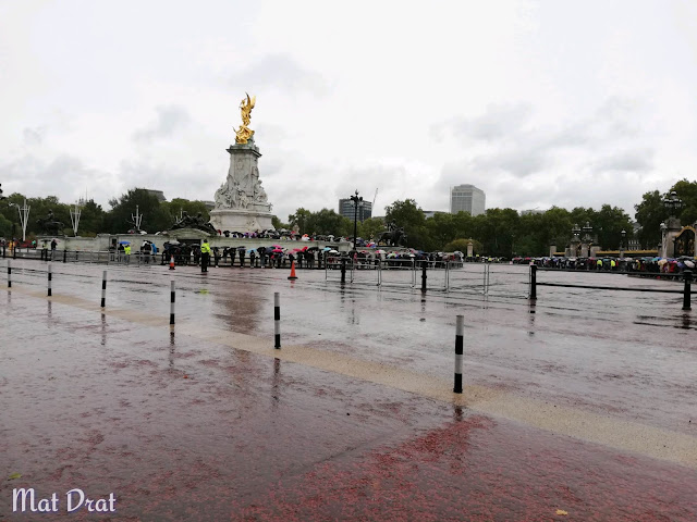Percutian London Buckingham Palace & Big Ben