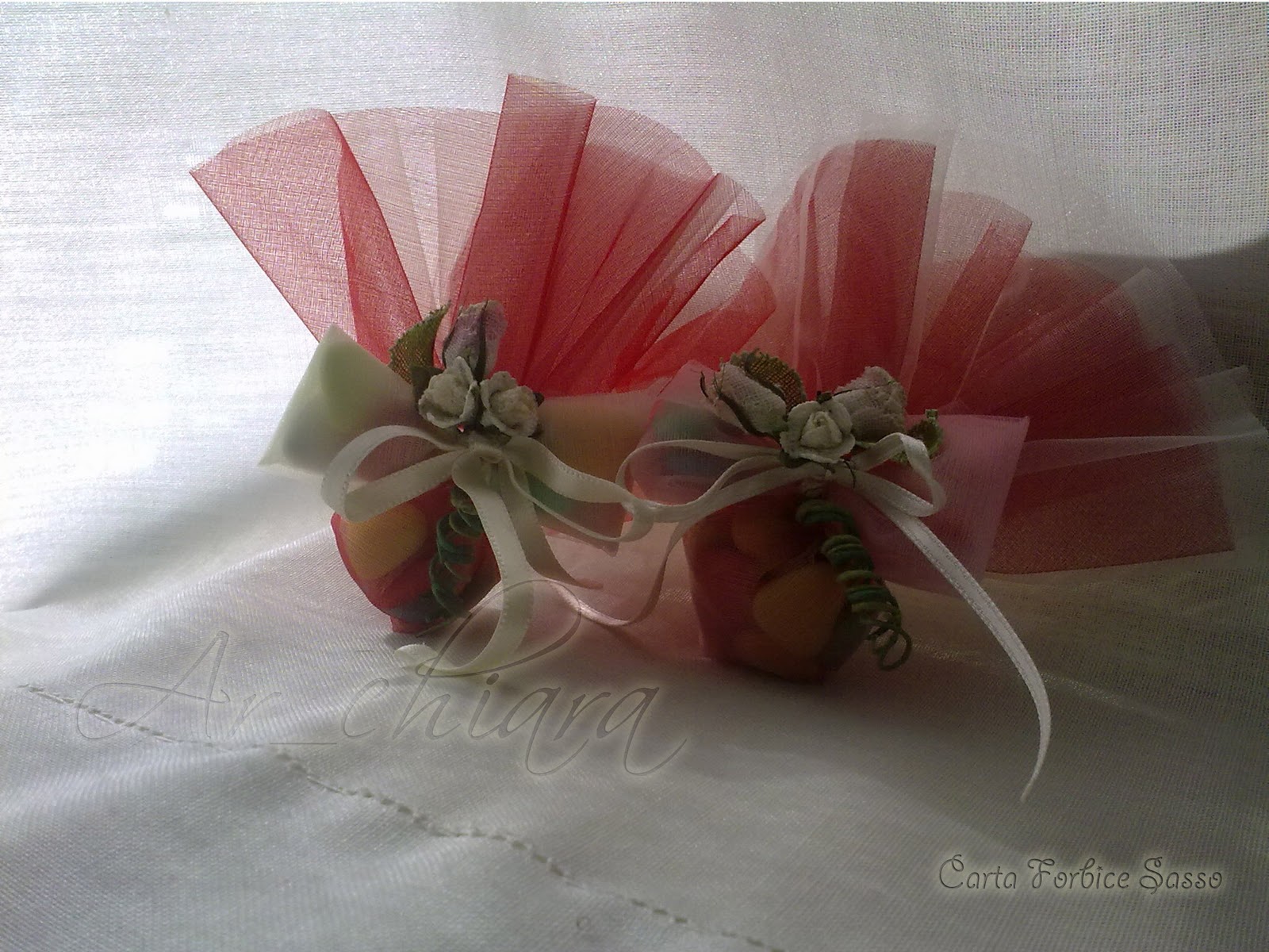 Confezioni Per Confetti Fai Da Te Confezione confetti con....fiocchetto!