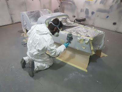 1k Wash Primer being sprayed onto my Caterham Academy Car 1k Wash Primer being sprayed onto my Caterham Academy Car