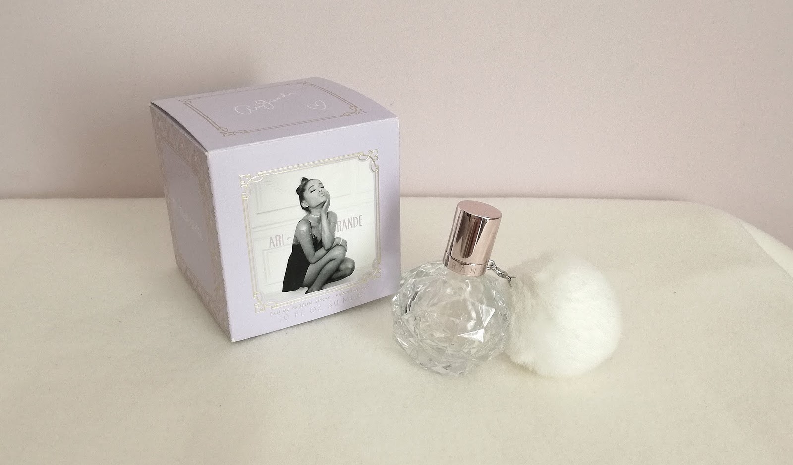 Ariana Grande's perfumes Ari, Sweet Like Candy, Moonlight review!