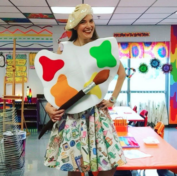 cassie stephens what the art teacher wore 202