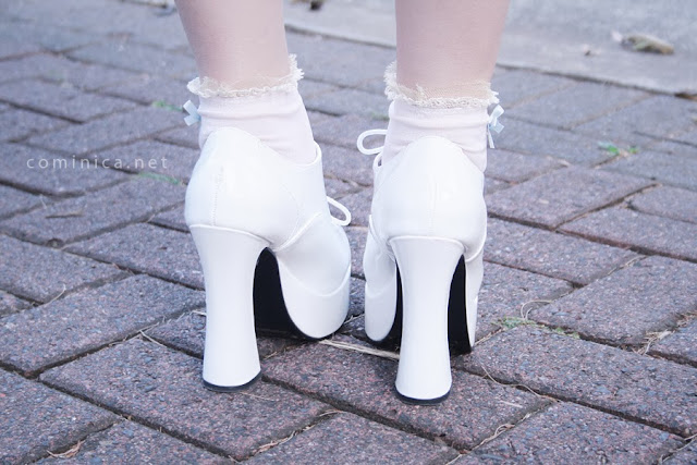 Cominica Blog ♔: Neutral White Platform Shoes, Kawaii?