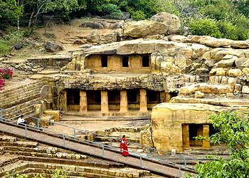 Udaygiri and Khandagiri Caves4