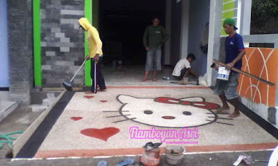 Nih 11 Tips Cara Memasang dan Membuat Batu Koral Sikat Jasa Tukang Taman Pemasangan batu koral sikat di Surabaya Nih 11 Tips Cara Memasang dan Membuat Batu Koral Sikat