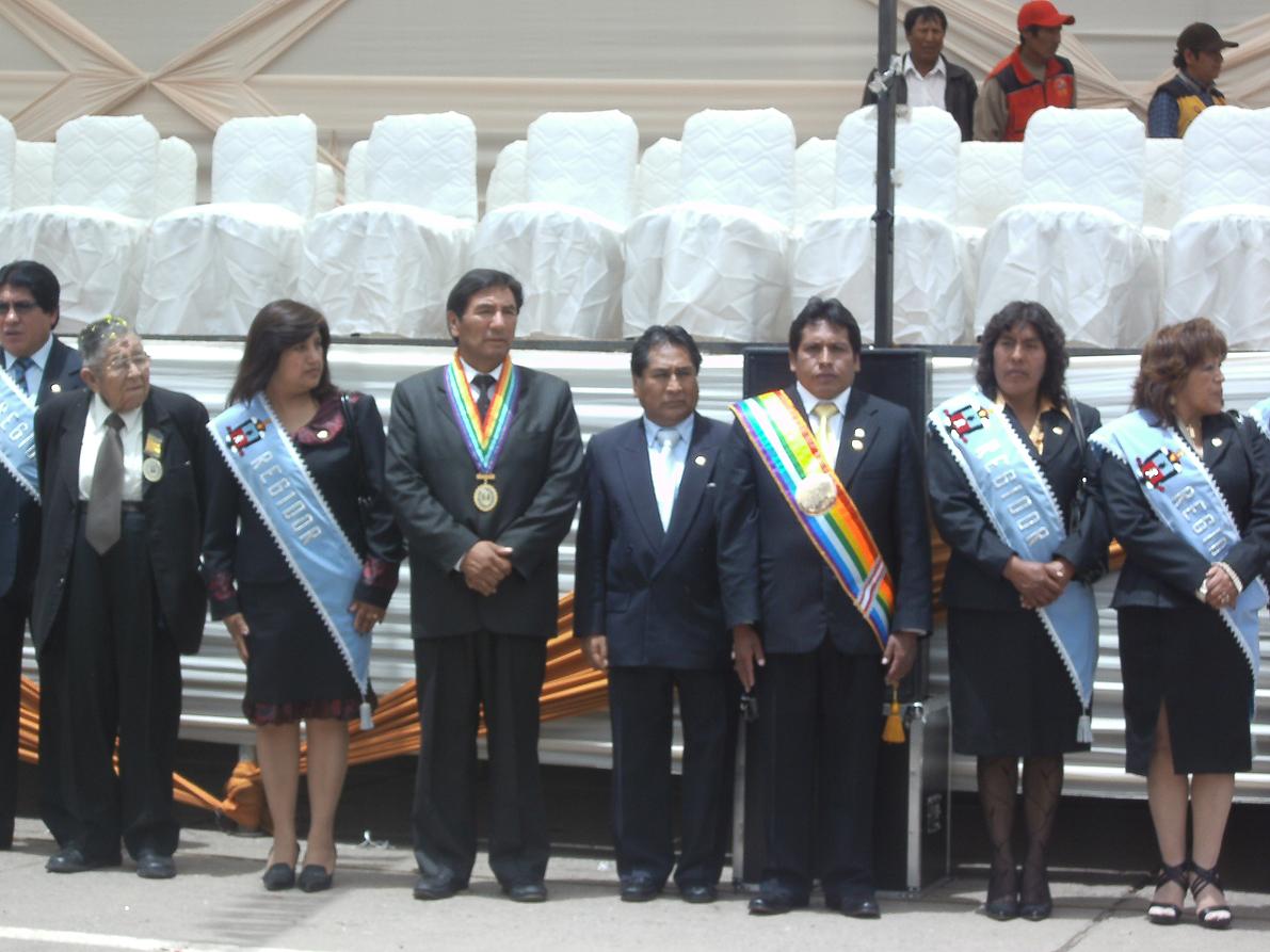 FOTOS DEL ANIVERSARIO DE SICUANI RADIO VILCANOTA