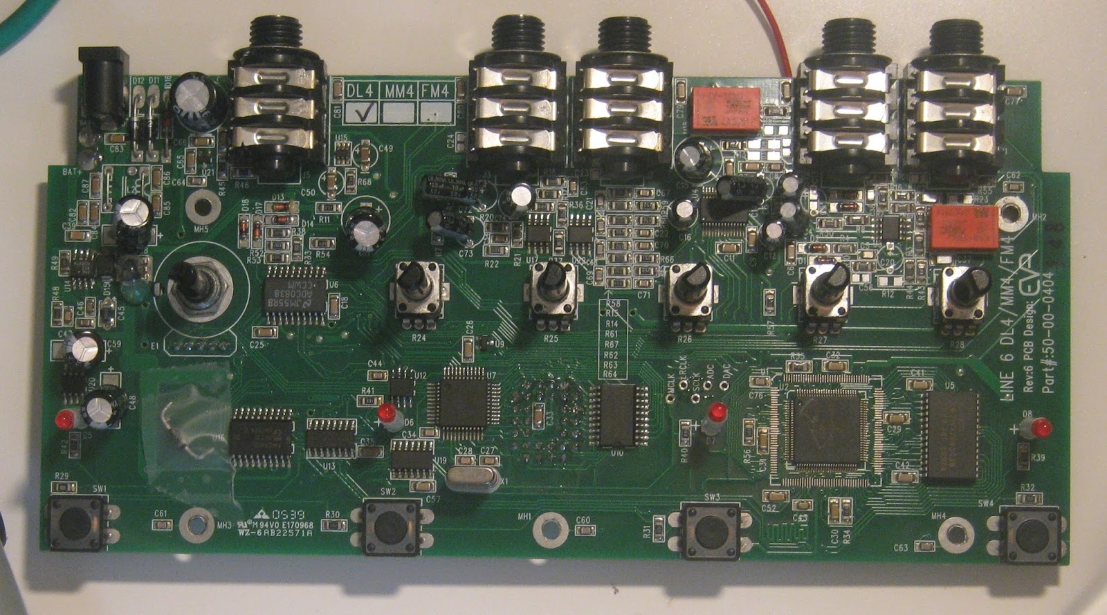 False Electronics: Line 6 DL4 rebuild