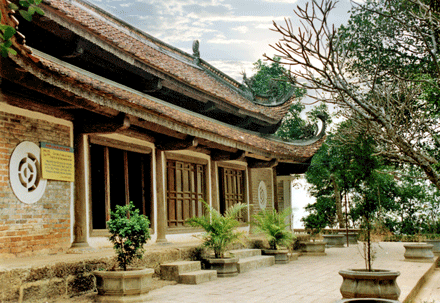 du lịch lễ hội - viếng những chùa nổi tiếng ở Sơn Tây
