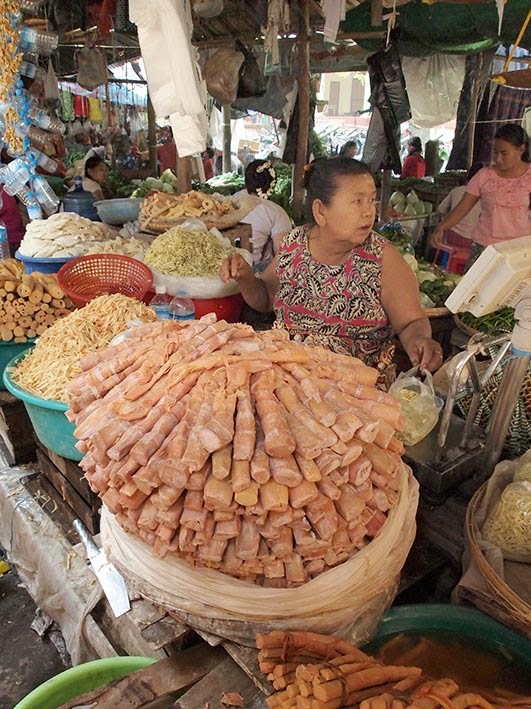 Mani Sithu market, Nyaung-U, Bagan